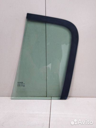 Стекло двери задней правой форточка Renault Megane