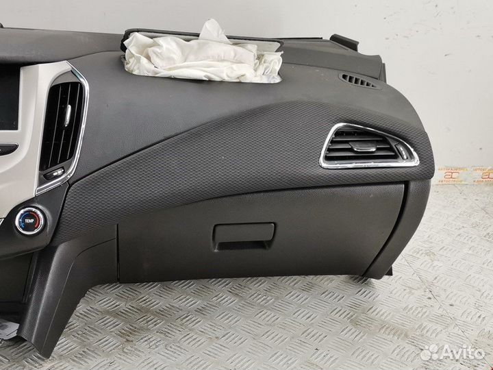 Торпедо для Chevrolet Cruze 3 (J400)