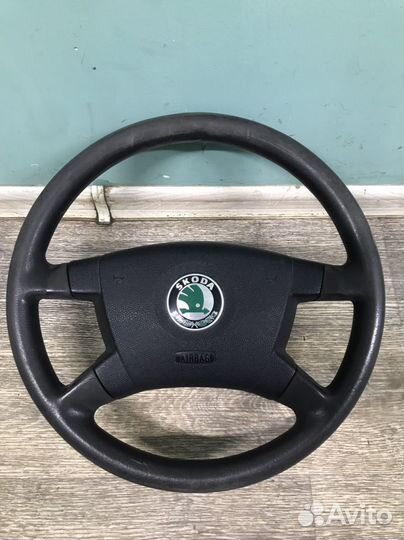Руль Skoda Fabia 2