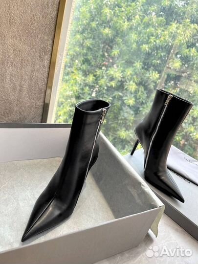 Ботильоны женские Balenciaga