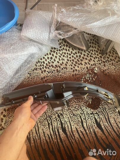 Стекла фар Lexus LS 460