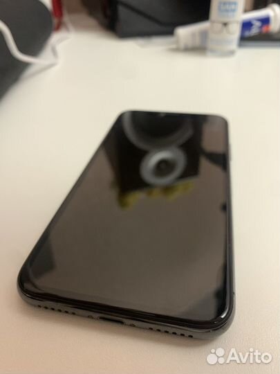 iPhone X, 64 ГБ