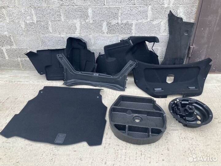 Обшивки багажника Мерседес W203 седан