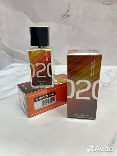 Escentric molecules 02