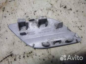 Лючок бампера Мерседес