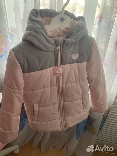 Куртка для девочки 122-128