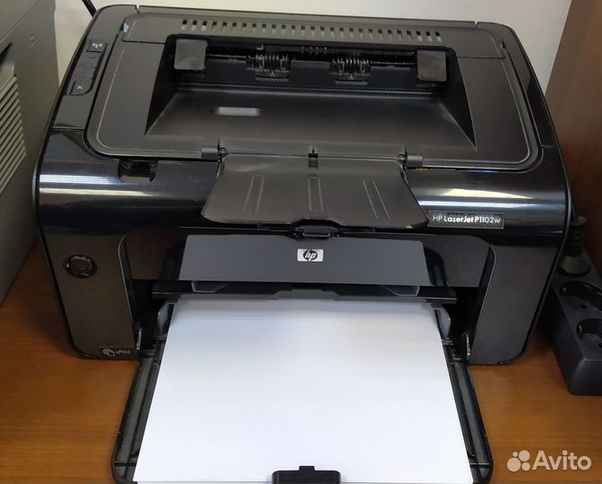 Принтер HP laserjet P1102W