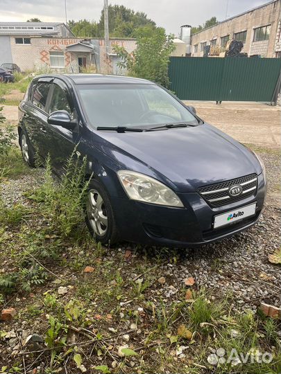 Kia Ceed 1.6 МТ, 2008, 293 300 км