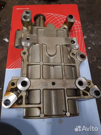 Блок балансиров и насос на G4KE