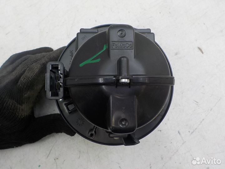 Мотор вентилятора Volvo S80 2006