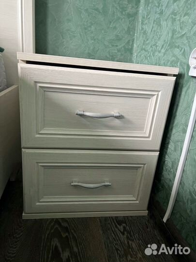 Спальный гарнитур