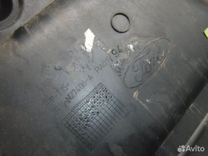 Обшивка двери задняя правая Ford Fusion fxja 2005