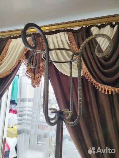 Вешалка напольная