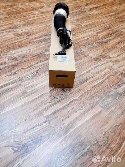 Пневмостойка Mercedes CL-class W216 4matic new