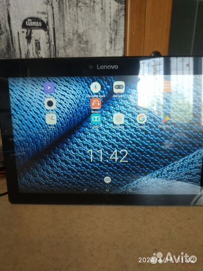 Планшет Lenovo 10 
