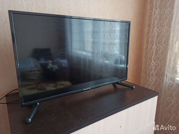 Продам телевизор на запчасти