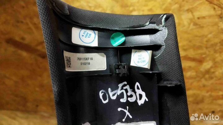 Обшивка стойки передняя правая Mercedes-Benz X