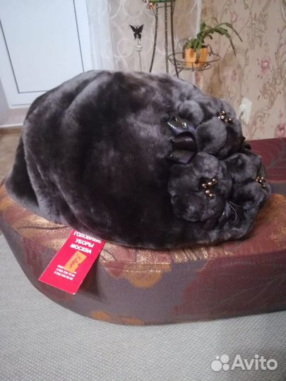 Женский меховой берет; женская шапка зимняя; берет