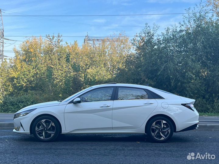 Hyundai Elantra 1.5 CVT, 2023, 100 км