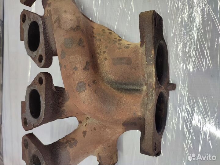 Выпускной коллектор Nissan Primera P10