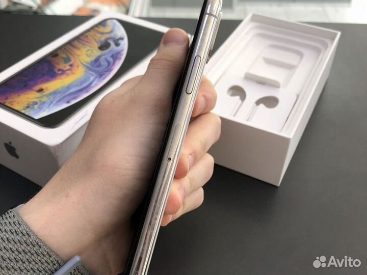 iPhone Xs, 256 ГБ