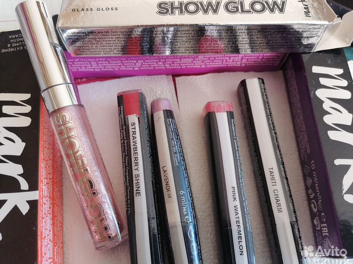 Блески и жидкие помады для губ от Эйвон