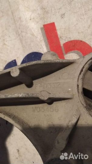 Опора двигателя передняя Opel Astra H / Family 20