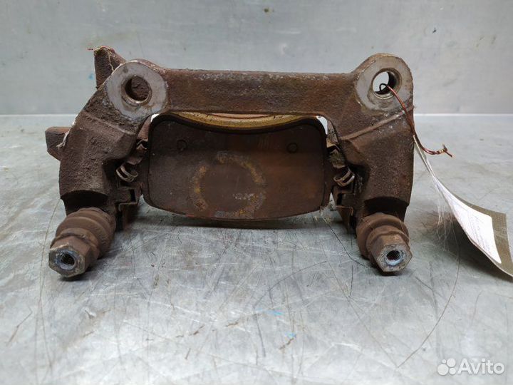 Скоба суппорта заднего левого Audi A4 B8