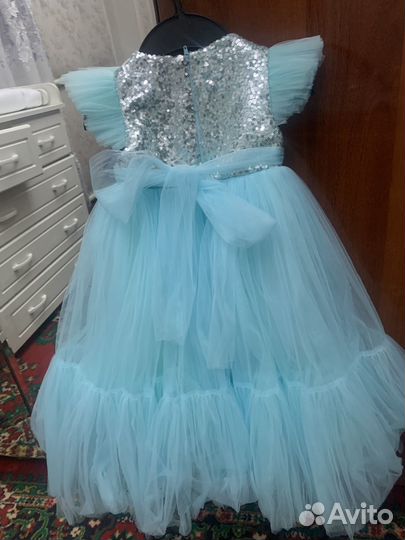 Голубое платье детское