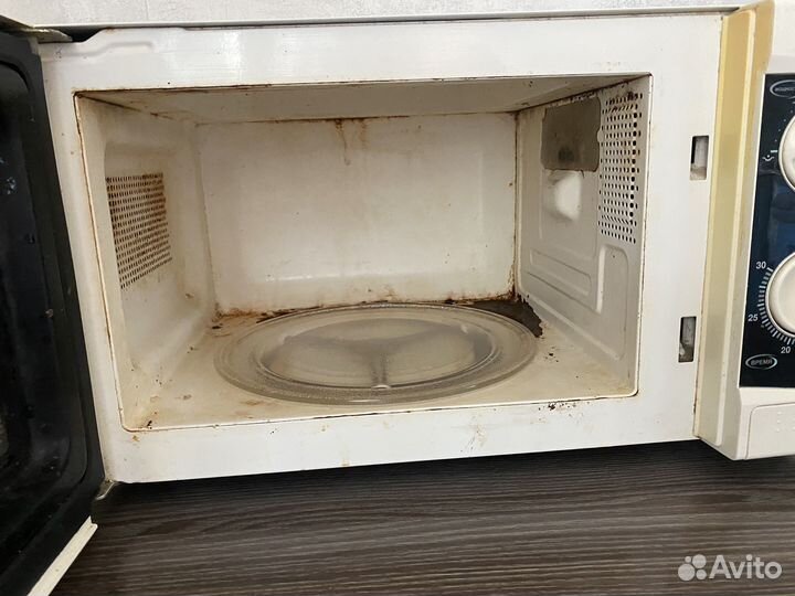 Микроволновая печь