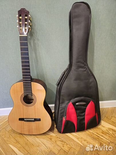 Акустическая гитара Hohner HC 06
