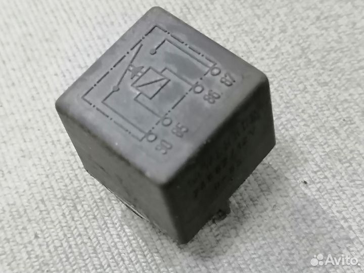 Реле 74552 Volvo 343-1984-1991