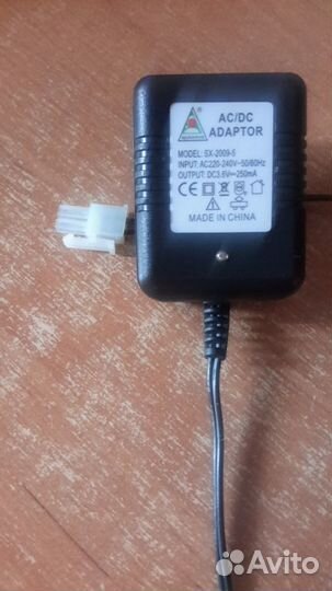 Адаптер для зарядки аккумулятора NI Cd 3.6V