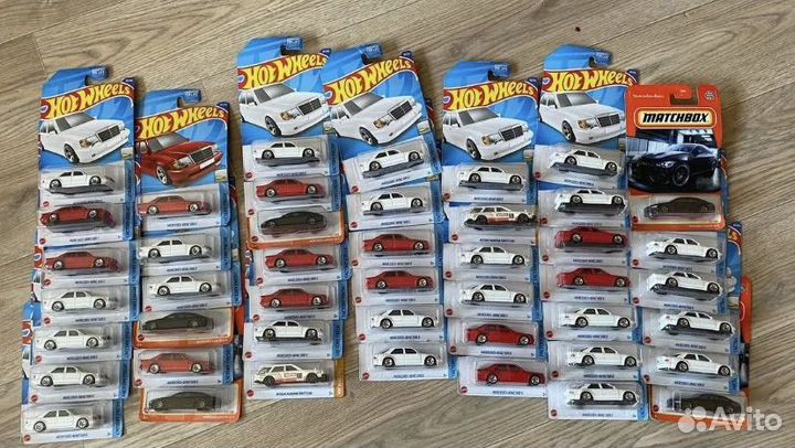 Hot Wheels Mercedes-Benz 500E модели