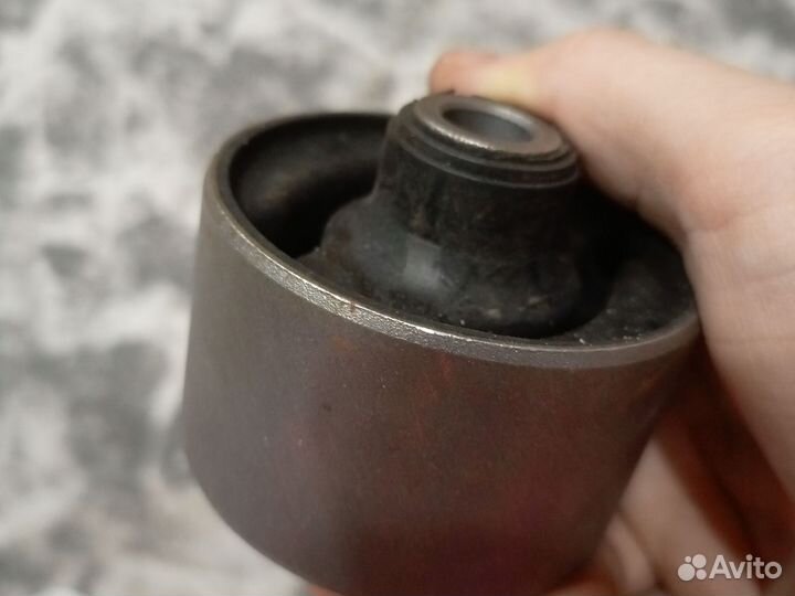 Сайлентблоки задней подвески Mitsubishi lancer 9