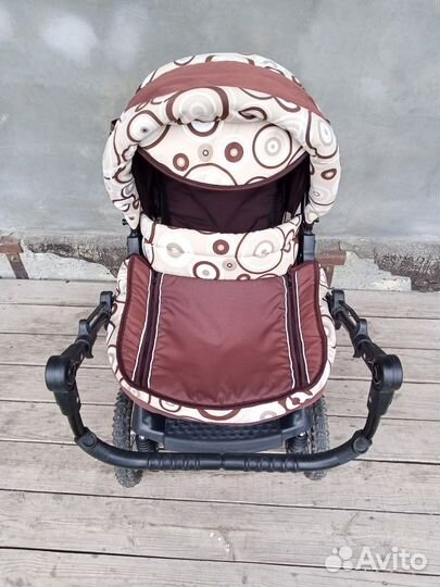 Продам прогулочную коляску