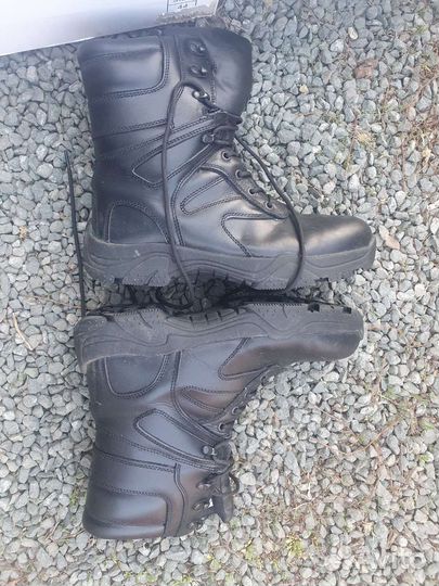 Ботинки с высоким берцем 44