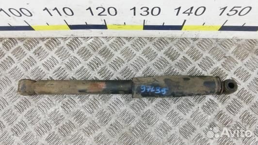 Амортизатор задний nissan navara D40 (97L35MF01)