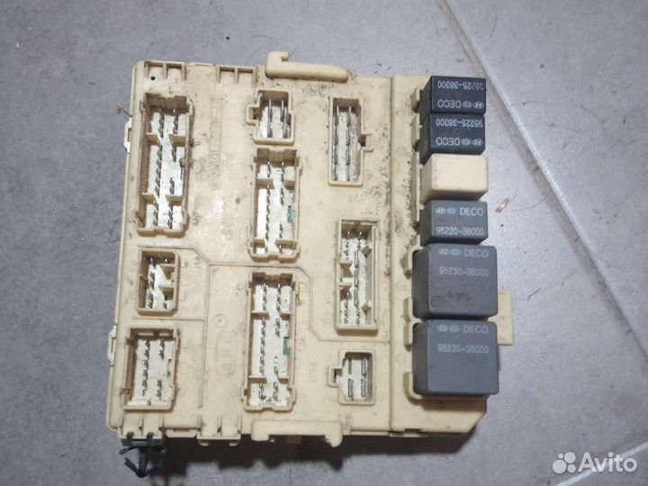 Блок предохранителей Hyundai Sonata 5 2001-2012