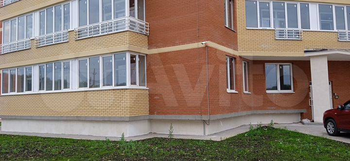 2-к. квартира, 56 м², 1/4 эт.