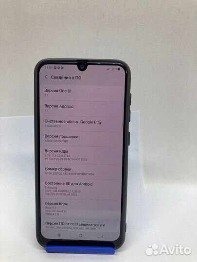 5. Телефон Samsung A50 128gb