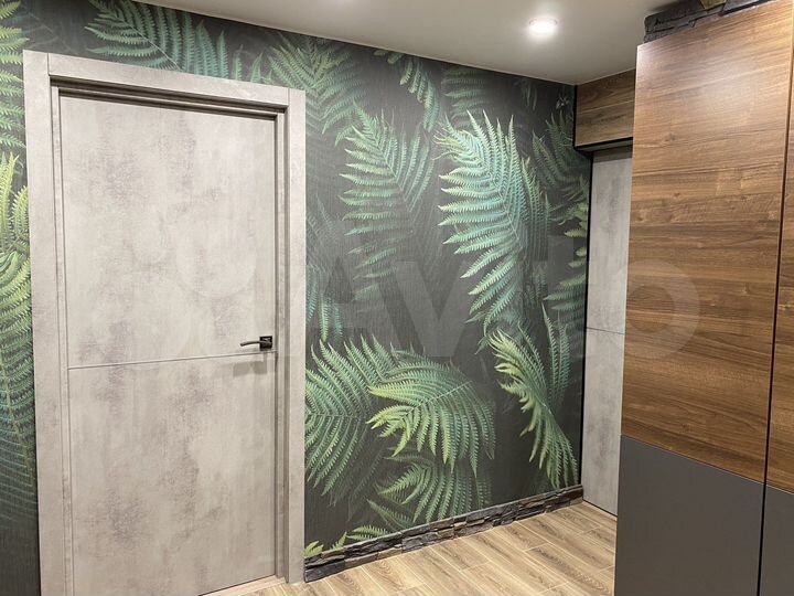 2-к. квартира, 52 м², 1/9 эт.