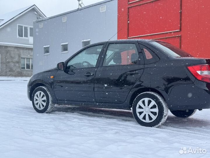 LADA Granta 1.6 МТ, 2012, 151 000 км