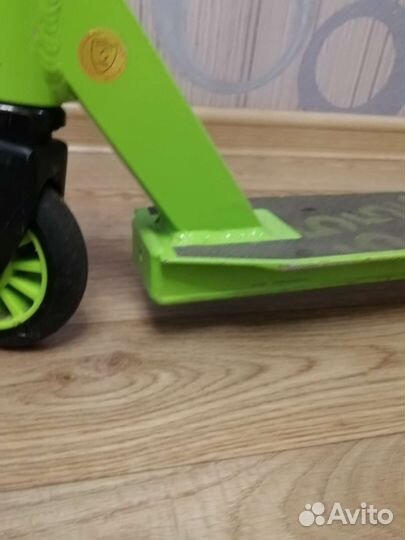 Продам трюковой самокат