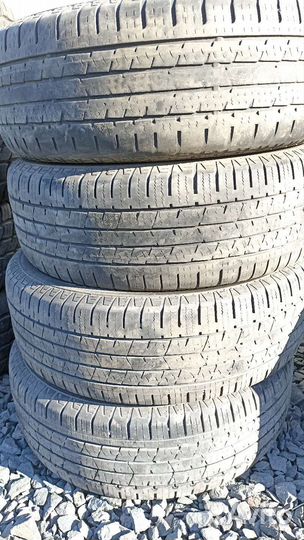 Continental CrossContact LX25 215/65 R16