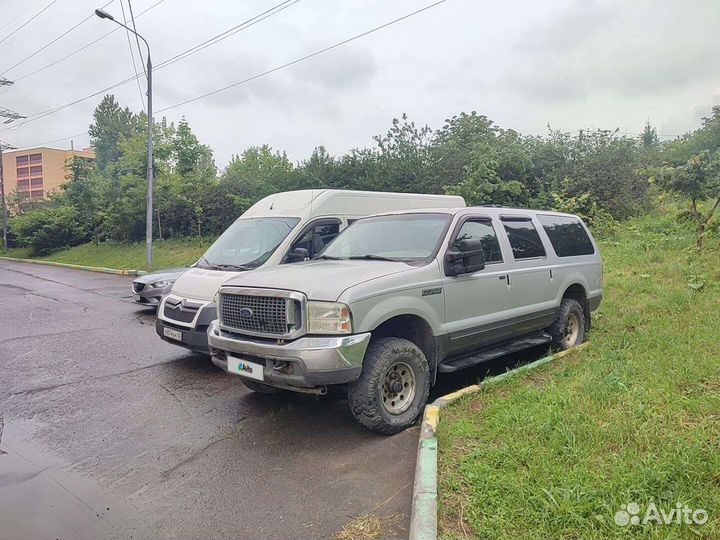 Ford Excursion AT, 2001, 150 000 км