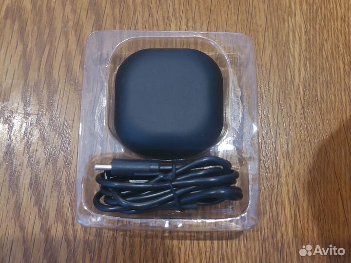 Зарядный кейс для Samsung Galaxy Buds Pro