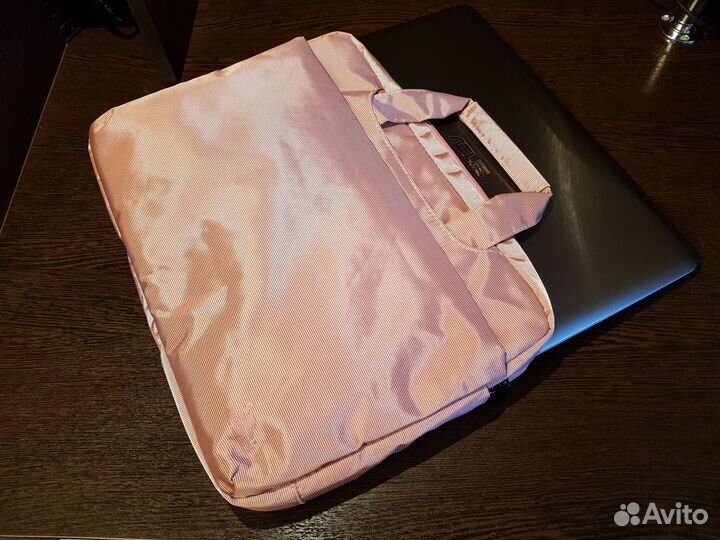 Сумка для ноутбука Riva Case Диагональ 18 (39ш26в)
