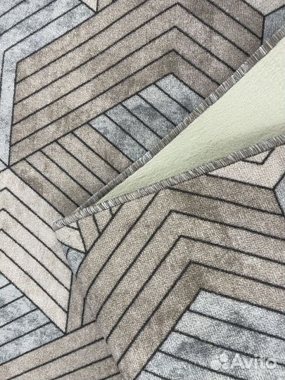 Палас на войлоке 150х200