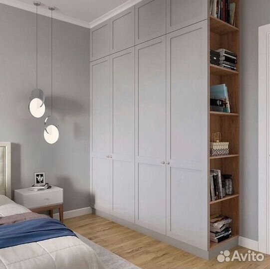 Современный распашной шкаф